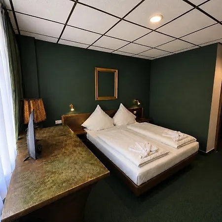 Hotel Vintage S-weilimdorf 3*