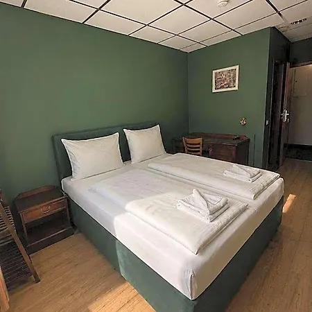 Vintage S-weilimdorf 3*