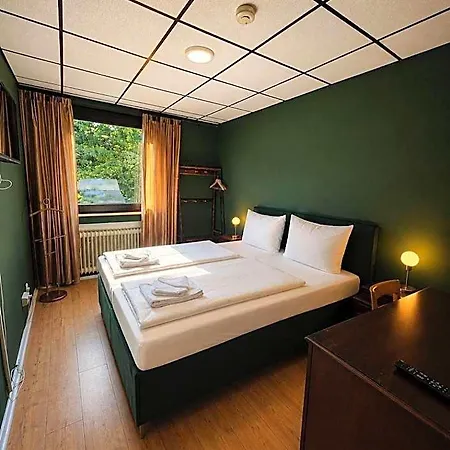 Hotel Vintage S-weilimdorf 3*